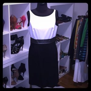 New (unworn) Tahari dress - Size 6P