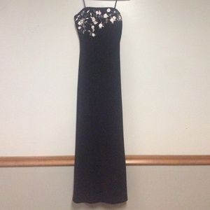 Black formal dress. Size 6