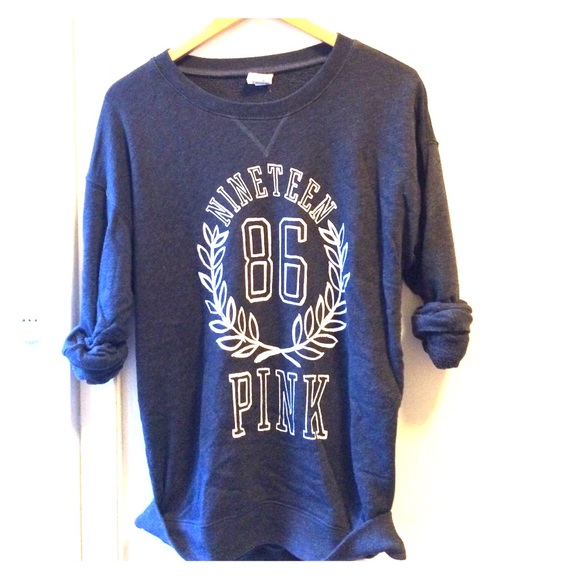 VS PINK Oversized Crewneck