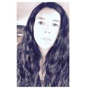 Meet your Posher, Dara espinosa