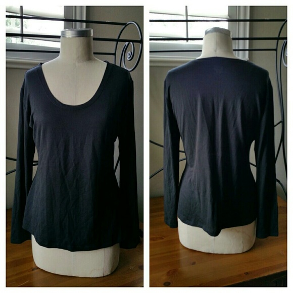 Weatherproof Thermal Layer Black Scoopneck Tee