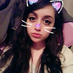 Meet your Posher, Brittany