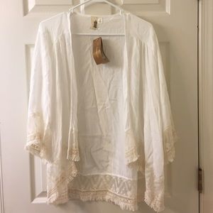 Francesca's Lace Trim Kimono