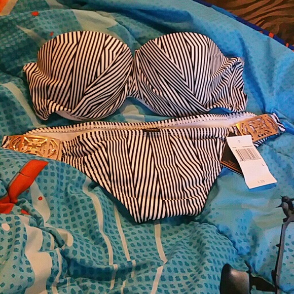 Bathing suit