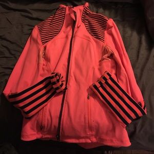 Lululemon running jacket!!! Size 8