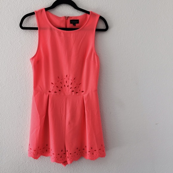 Topshop Coral Romper w/ Cutout Detailing 🍑