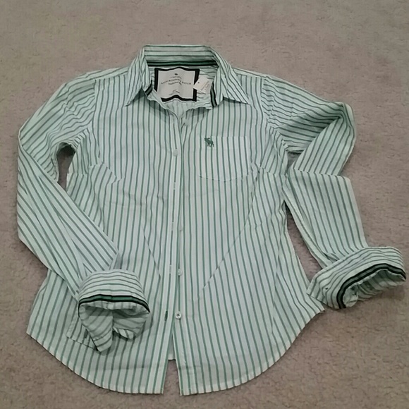 NWT Abercrombie & Fitch green/white stripe shirt