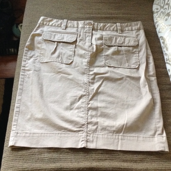 OLD NAVY. Straight cut  skirt