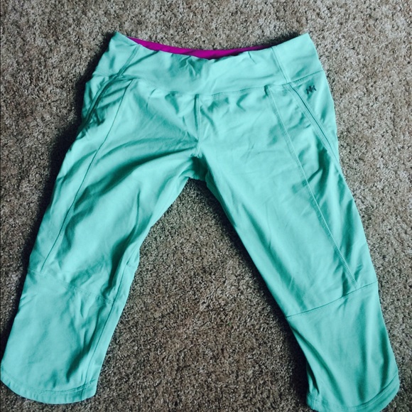 Workout capris