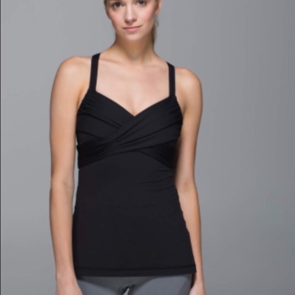 NWT lululemon tank