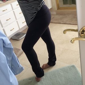 Lululemon Black Skinny Grove Pant/Leggings