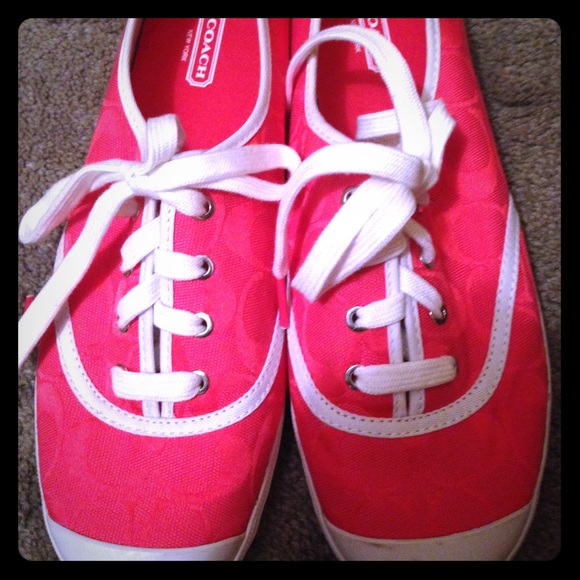 Coach tennis shoes