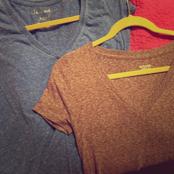 V-neck bundle!