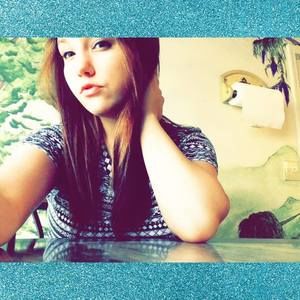 Meet your Posher, Alyssa