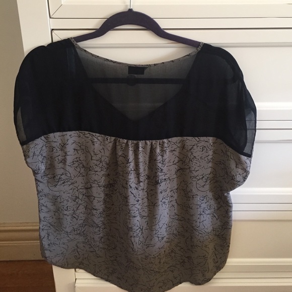 Top - Picture 2 of 2