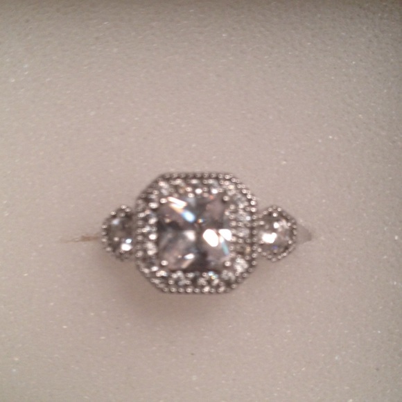 Stella & Dot ring