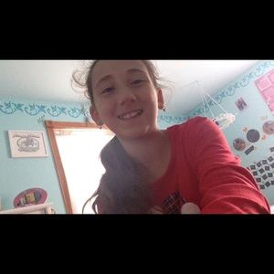 Meet your Posher, Alyson