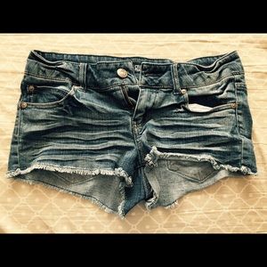 Cute jean shorts