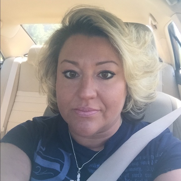 Meet your Posher, Max - Picture 2 of 4