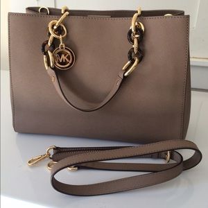Michael Kors Cynthia Medium Satchel