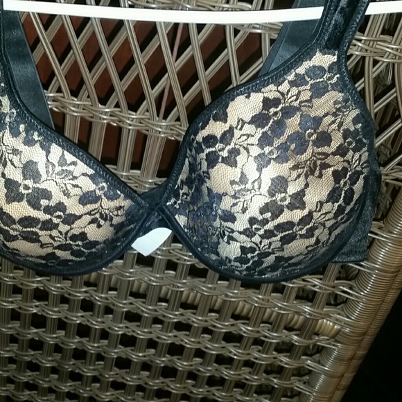 42D Gold bra with black lace