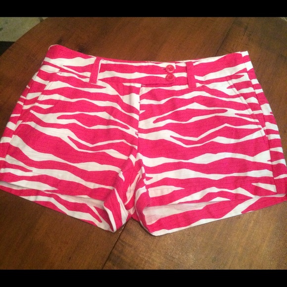 Vineyard Vines dayboat breaking waves shorts 2