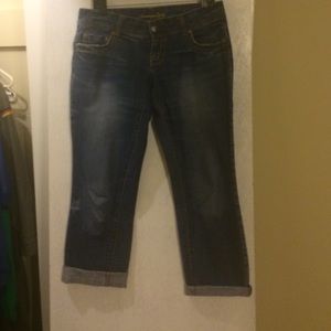 American Eagle jean capris