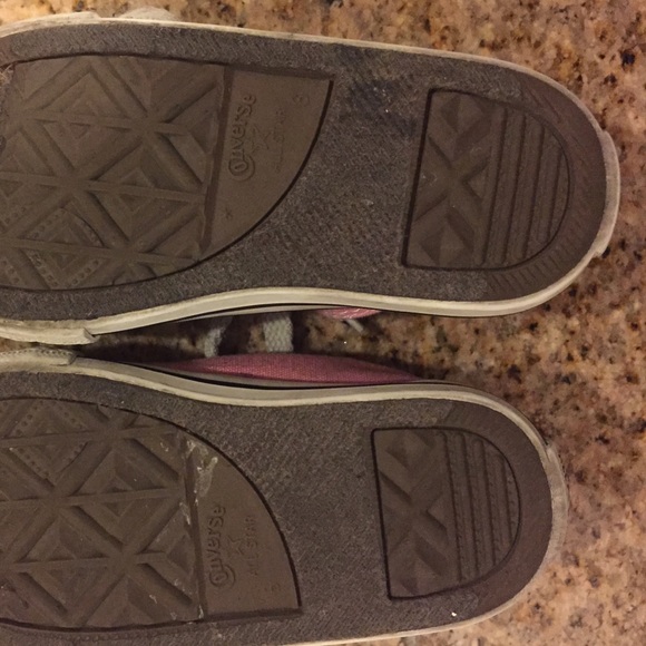 Baby Pink Converse👶 - Picture 2 of 3