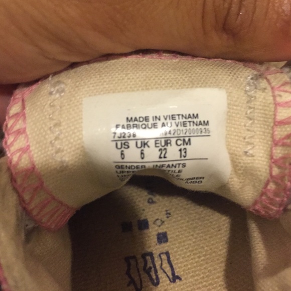 Baby Pink Converse👶 - Picture 3 of 3