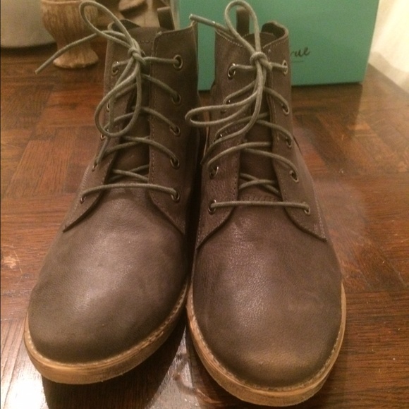 Ankle boots - Picture 3 of 4