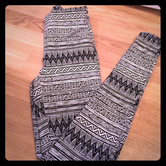 Pack sun tribal pants