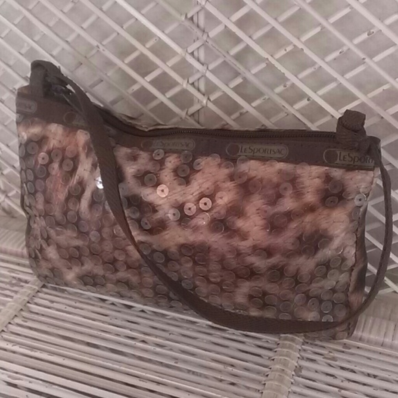 Le Sportsac Cheetah Wristlet
