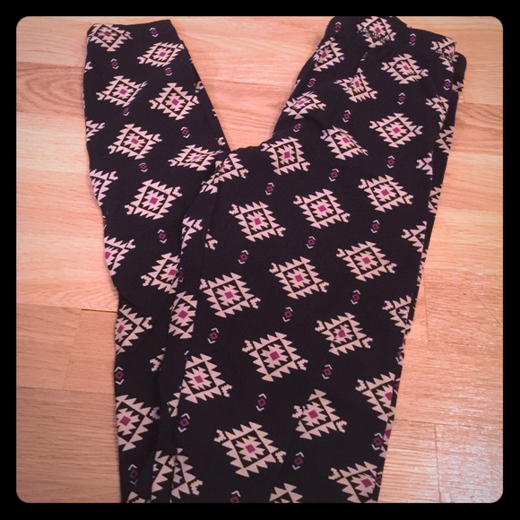 Tribal forever 21 leggings