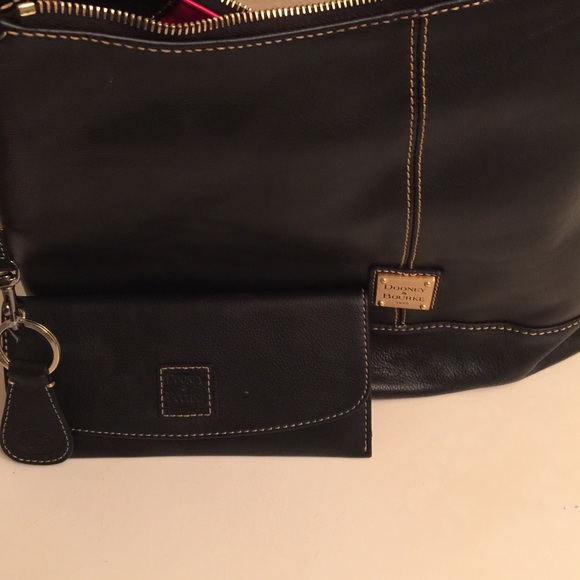 Black Leather Authentic Dooney&Bourke w/wallet