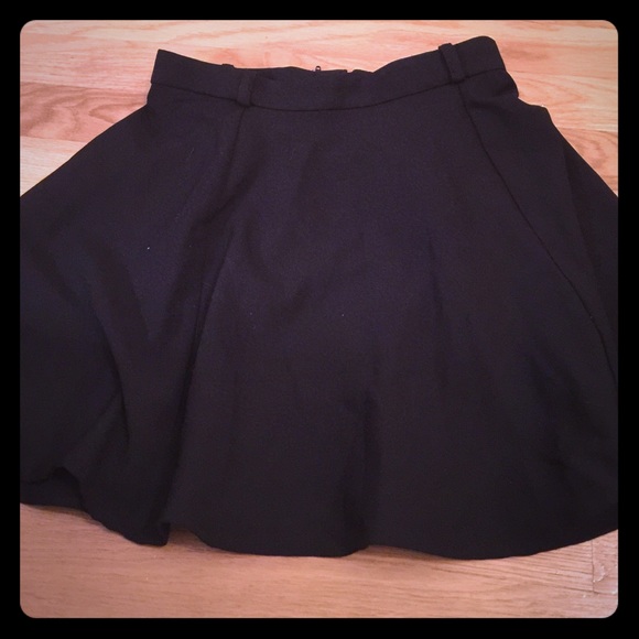 H&m skater skirt