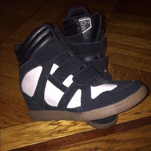 Skechers sneaker shoes