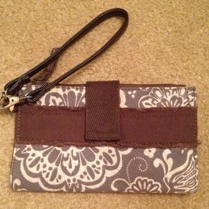 Thirty-one wristlet wallet