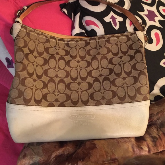 Authentic Coach medium size purse