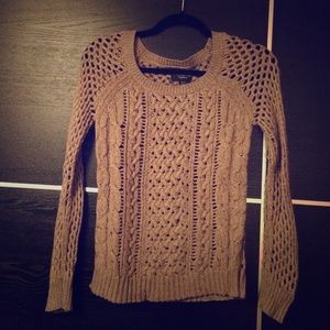 XXS SWEATER FROM AMERICAN EAGLE WORN ONCE