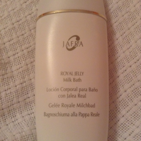 NWOT Jafra Milk Bath Soap