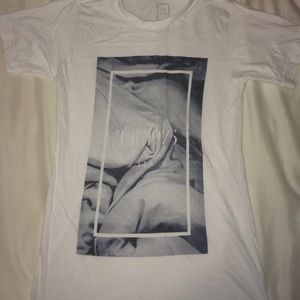 THE 1975 CONCERT T-SHIRT