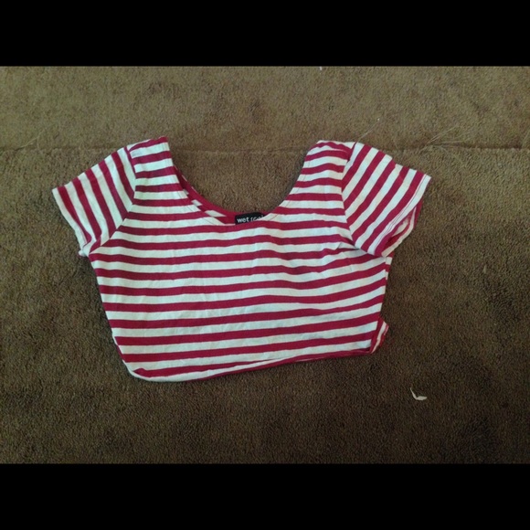 WET SEAL crop top L