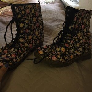 Floral boots