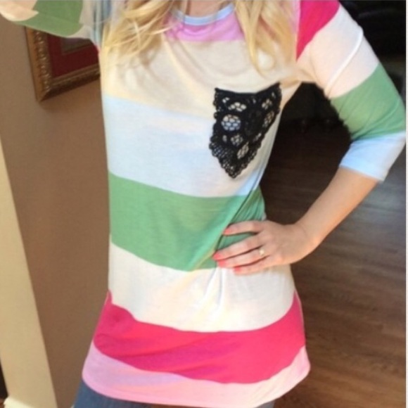 Adorable tri colored tunic top - Picture 2 of 3