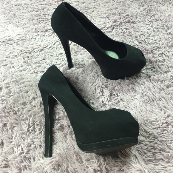 Black platform peep toe heels! - Picture 2 of 4