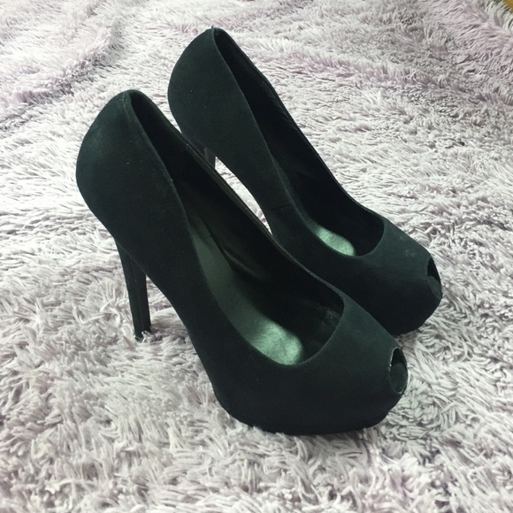Black platform peep toe heels! - Picture 4 of 4