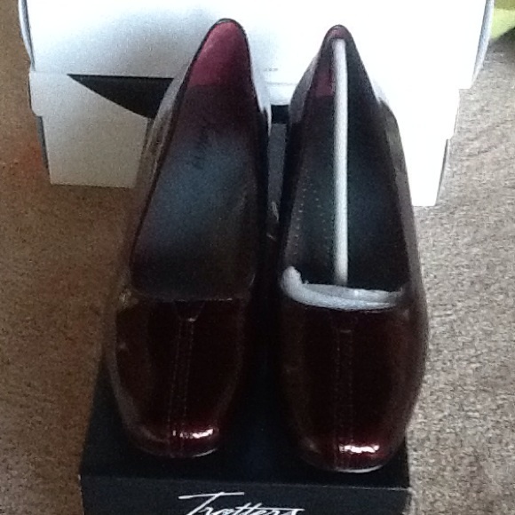 Trotters shoes