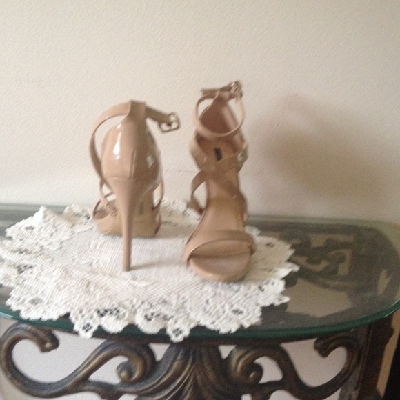 Shoe