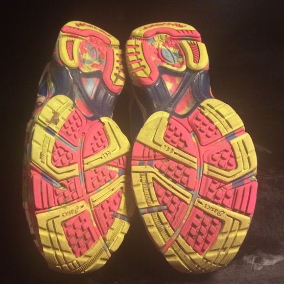 Asics neon multicolored Noosa
