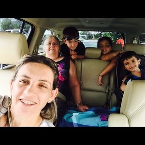 Meet your Posher, Edilane